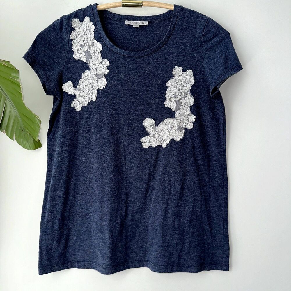 Lace Floral appliqué Blue T-shirt - Size S